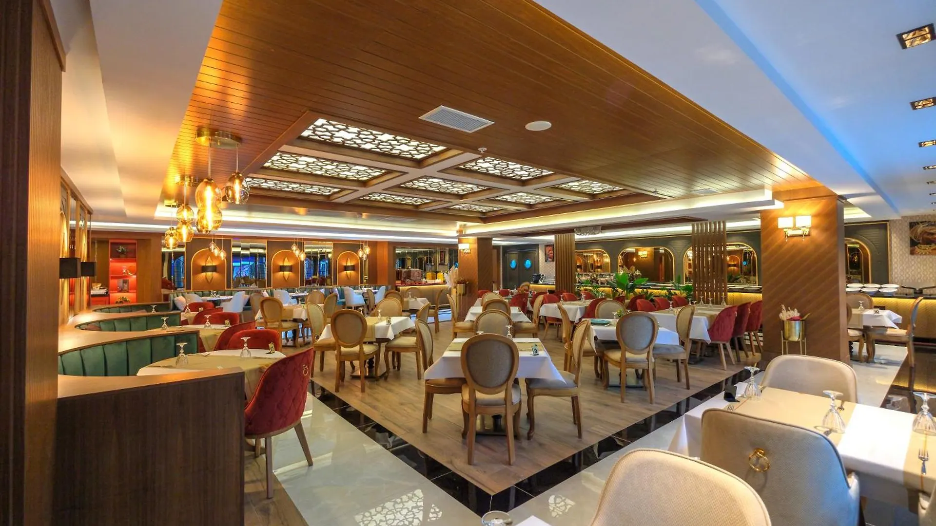 Elysium Deluxe Suites Antalya Otel