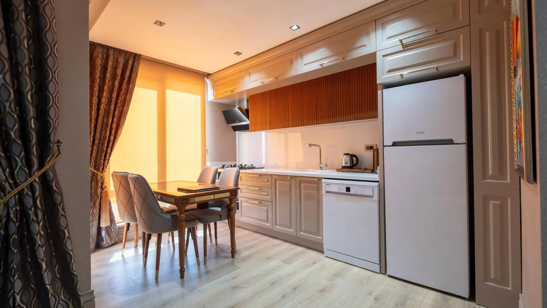 Elysium Deluxe Suites Antalya 0*,